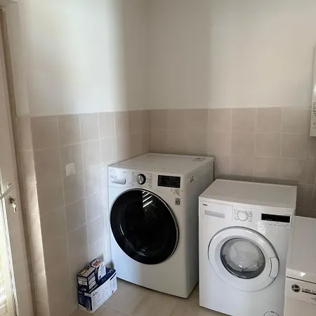 Βίλα Pool, Bbq & Soccer *