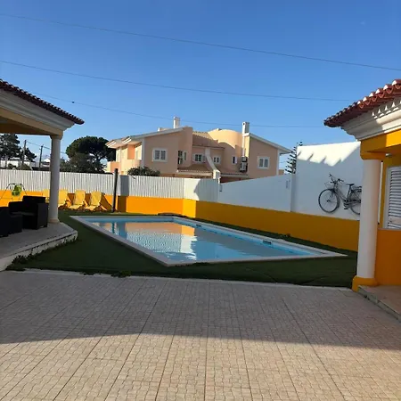 فيلة Pool, Bbq & Soccer Aroeira (Setubal)