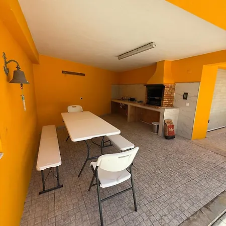 Pool, Bbq & Soccer Aroeira (Setubal)