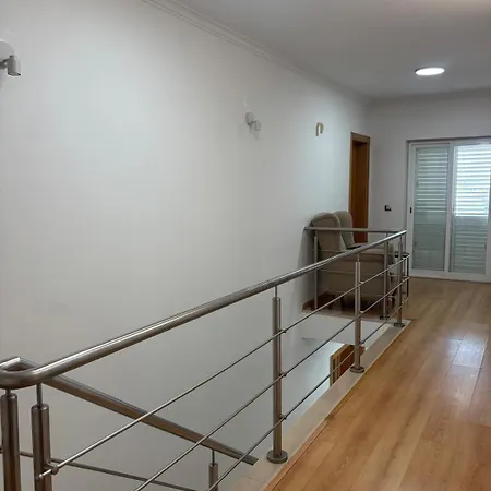 Villa Pool, Bbq & Soccer Aroeira (Setubal)